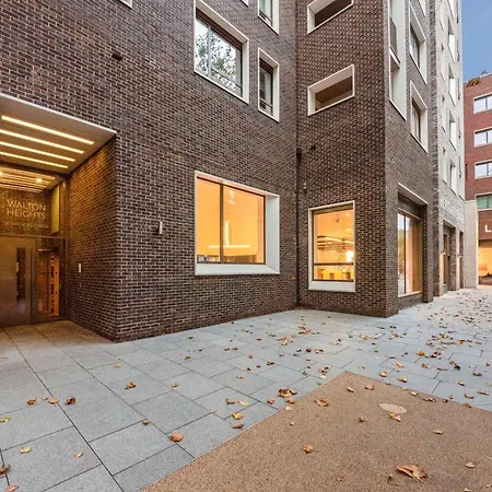 Modern 2 Bed Heart Of Elephant Castle London Exterior photo