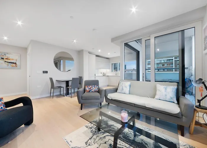 Modern 2 Bed Heart Of Elephant Castle