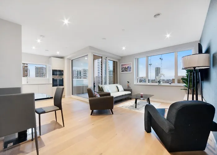 Modern 2 Bed Heart Of Elephant Castle