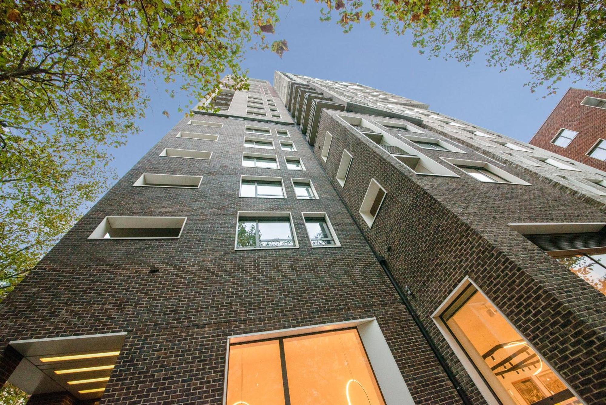 Modern 2 Bed Heart Of Elephant Castle Londres